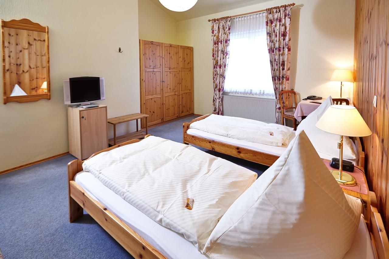 Hotel Sonne Бад Хомбург фор дер Хьое Екстериор снимка