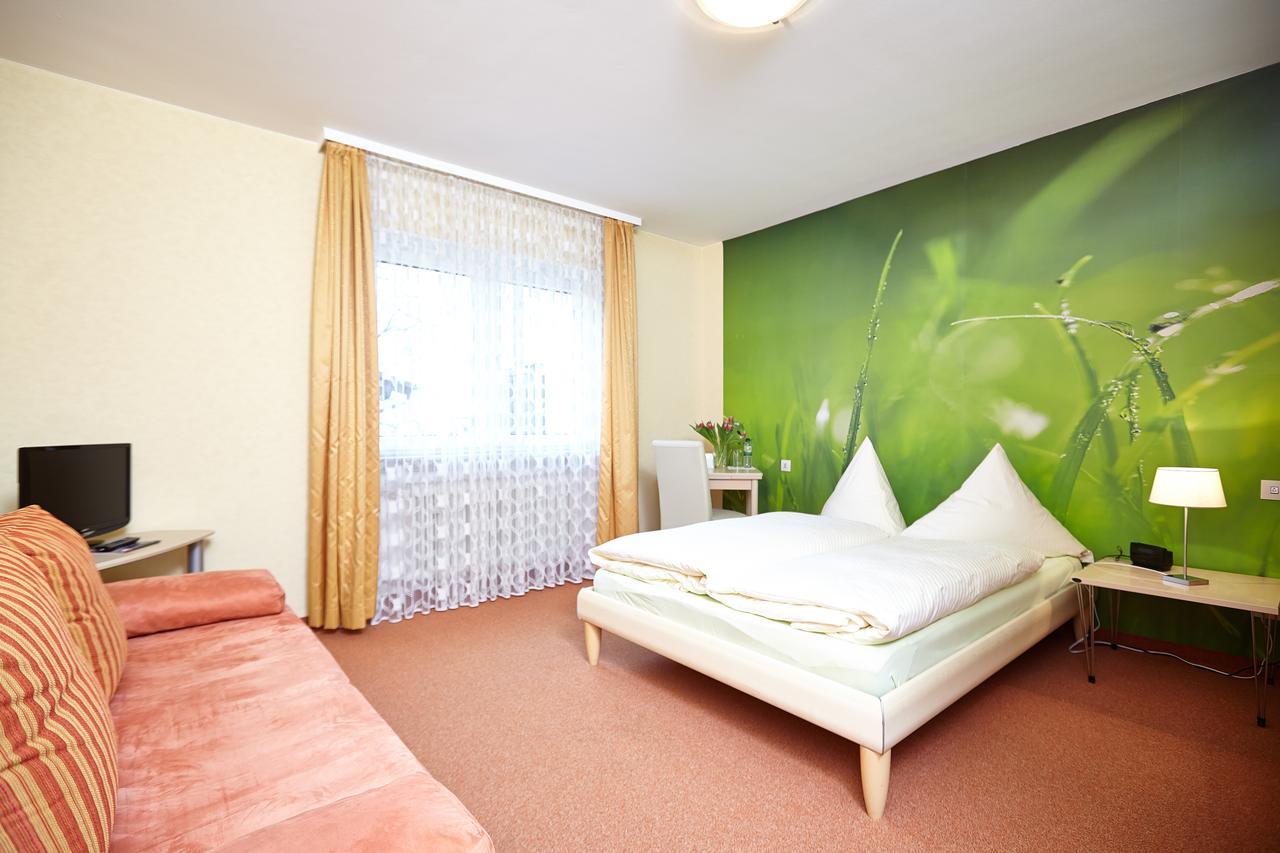 Hotel Sonne Бад Хомбург фор дер Хьое Екстериор снимка